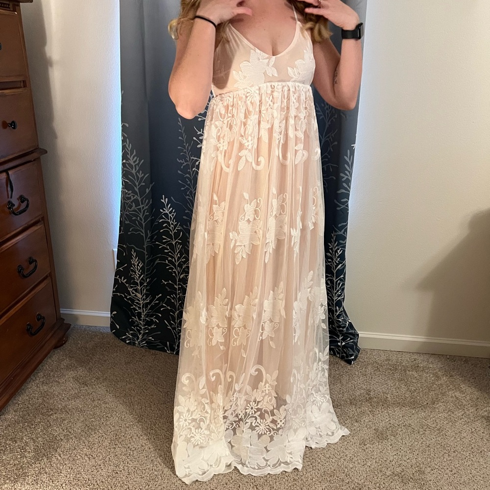 Pink Elegant Floral Lace High Waist Maxi Dress - Picture 5 of 11
